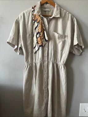 Abercrombie & Fitch Beige Button-Front Linen blend safari style Dress